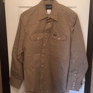 Wrangler long sleeve shirt